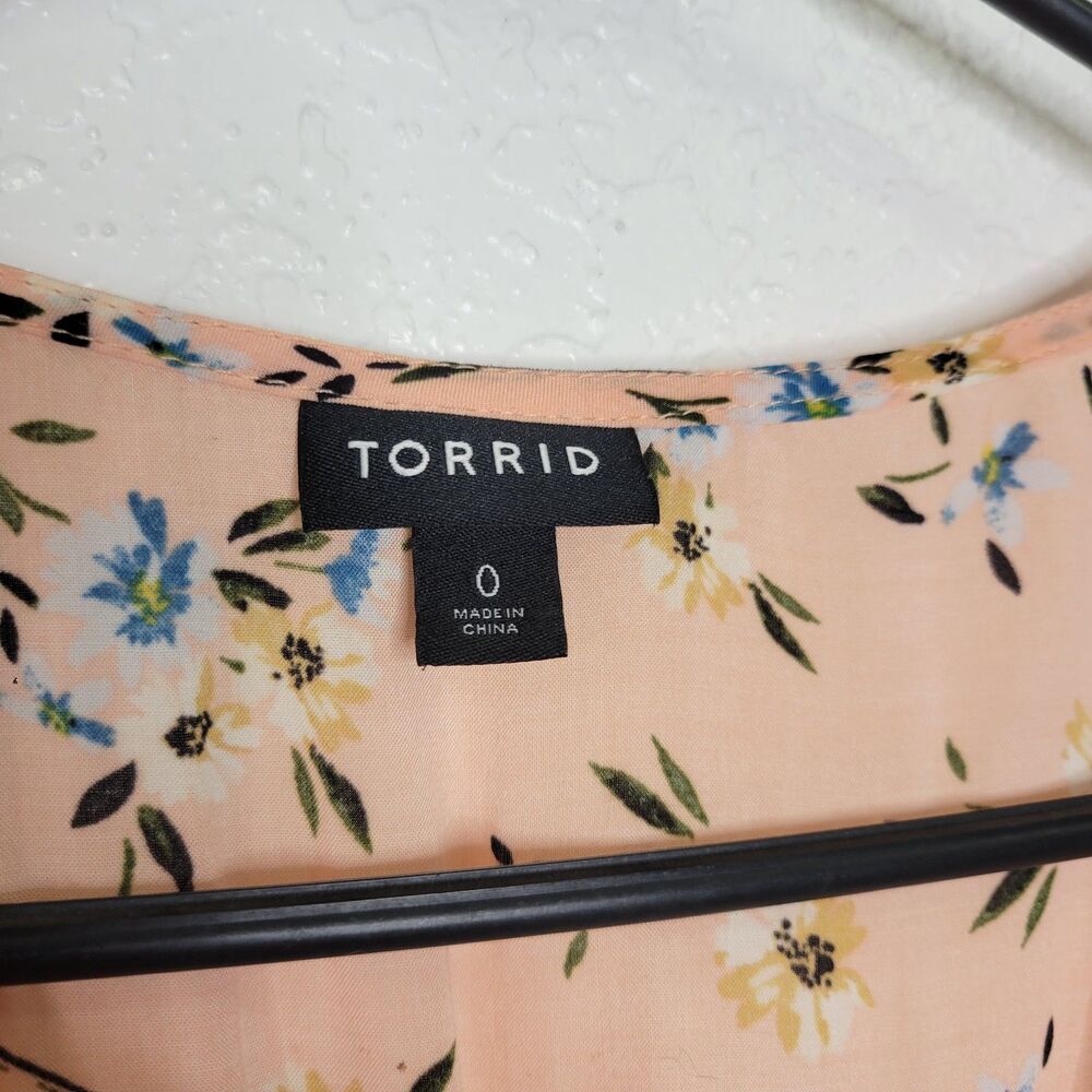 Torrid Size L Peach Floral Fit & Flare Challis Button Front Short Sleeve Blouse - Picture 10 of 10